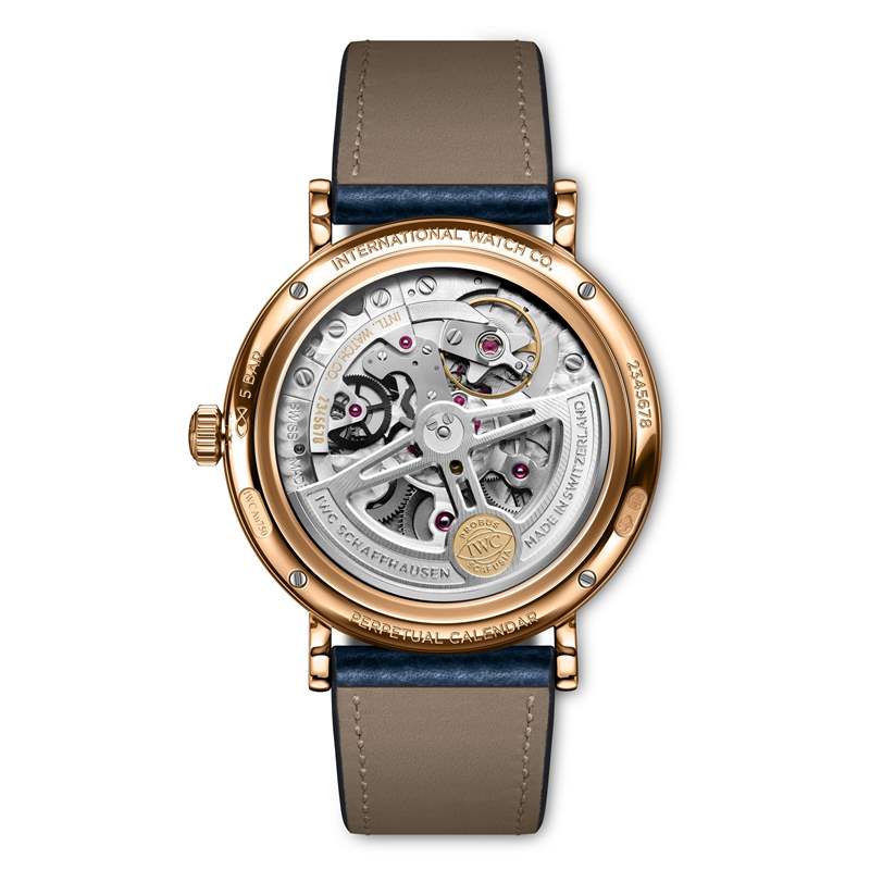 萬國(guó)推出Portofino Perpetual Calendar萬年歷腕表