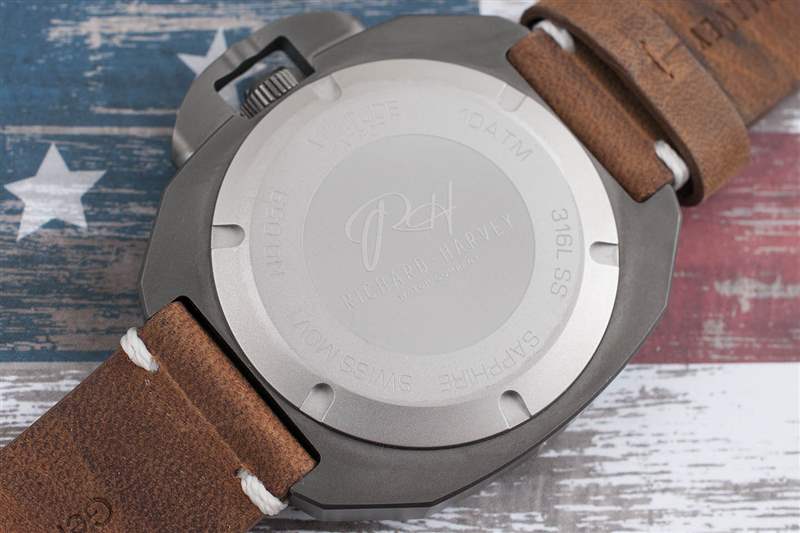 手表評論:理查德·哈維的態度