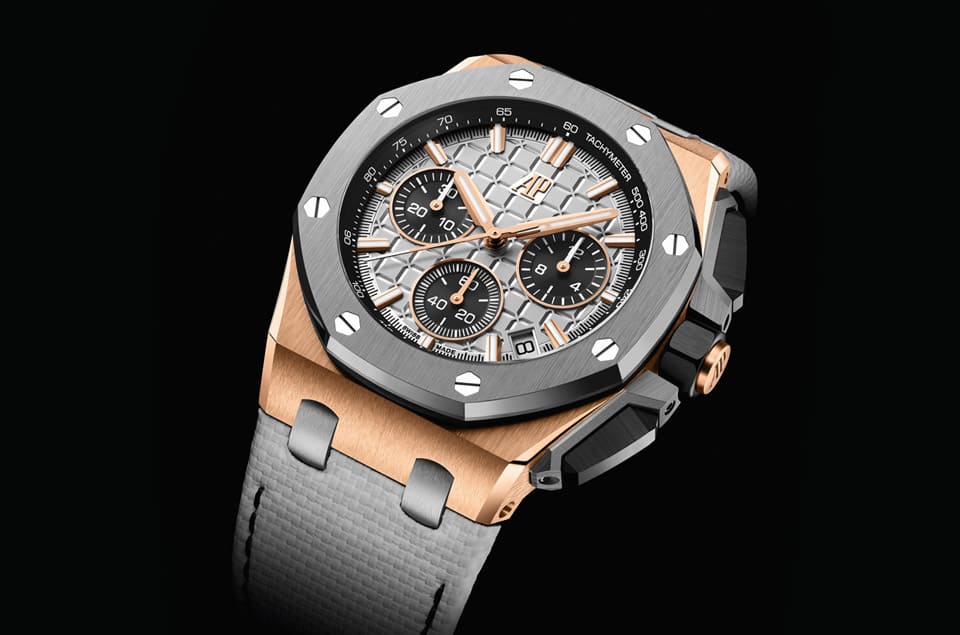 愛彼同步釋出兩款皇家橡樹離岸型自動上鏈計(jì)時(shí)碼表異材質(zhì)搭配造型吸睛