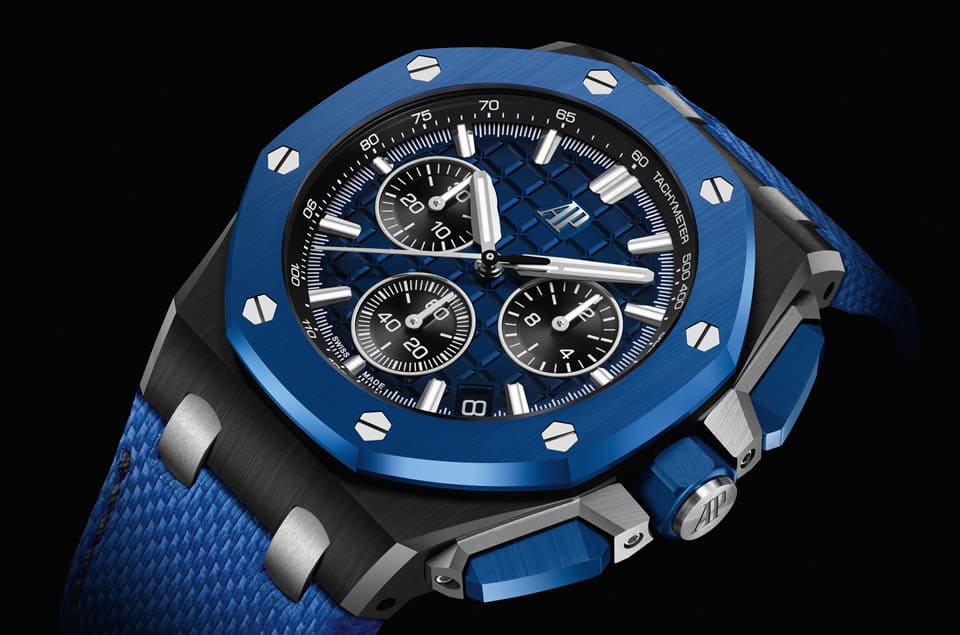 愛彼同步釋出兩款皇家橡樹離岸型自動上鏈計(jì)時(shí)碼表異材質(zhì)搭配造型吸睛