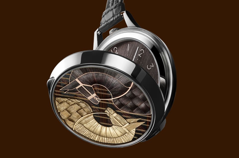 愛馬仕Slim d'Hermès懷表以馬鬃細工鑲嵌搭配雕刻工藝詮釋駿馬絲巾主題