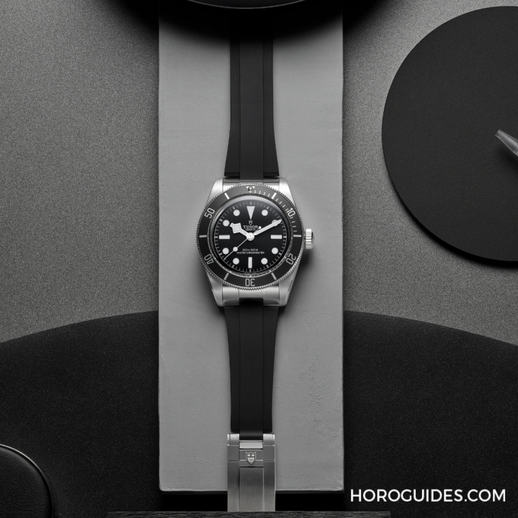 TUDOR - 換裝黑面黑圈，搭載大師級認證MT5602-U機芯｜TUDOR Black Bay