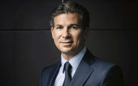 歷峰集團宣布江詩丹頓執行長Louis Ferla將接替Cyrille Vigneron擔任卡地亞執行長