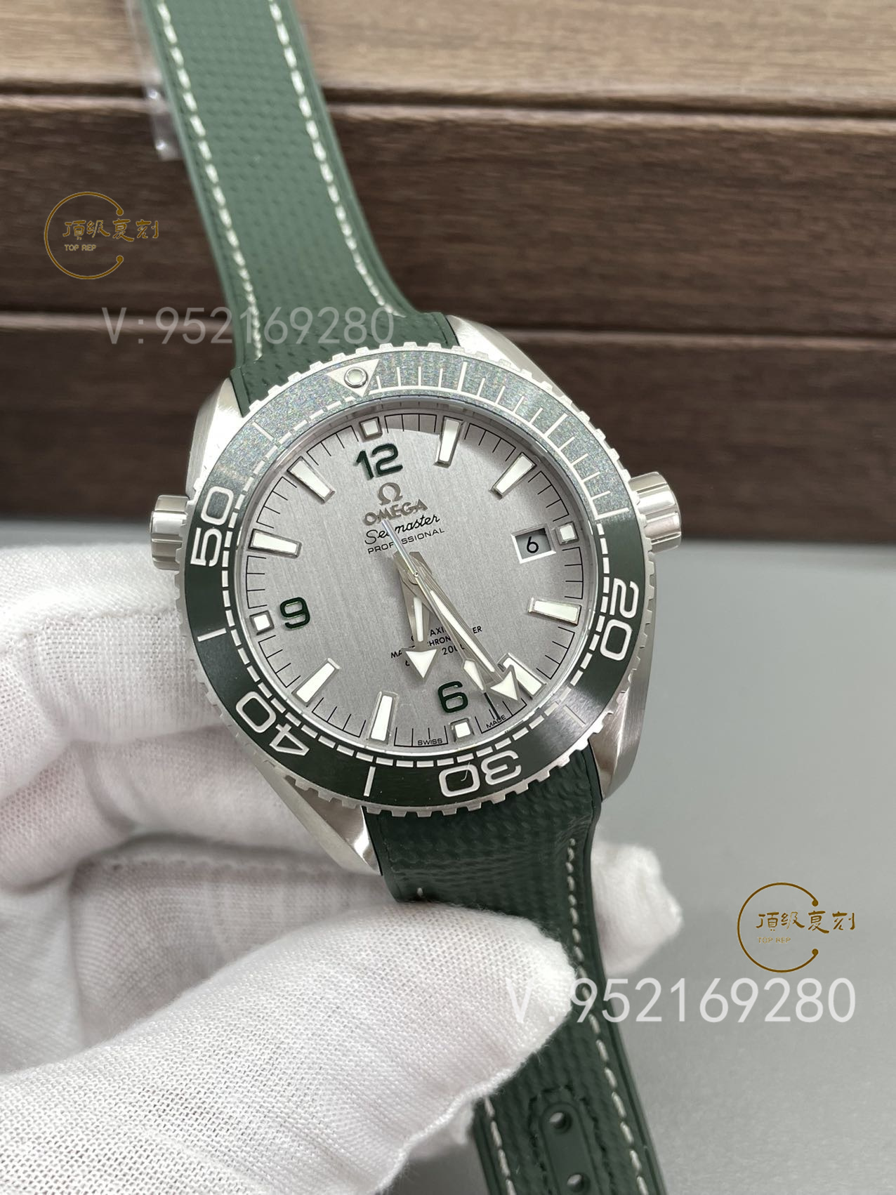 VS廠歐米茄海馬600新品綠圈磨砂盤(215.32.44.21.06.001)介紹