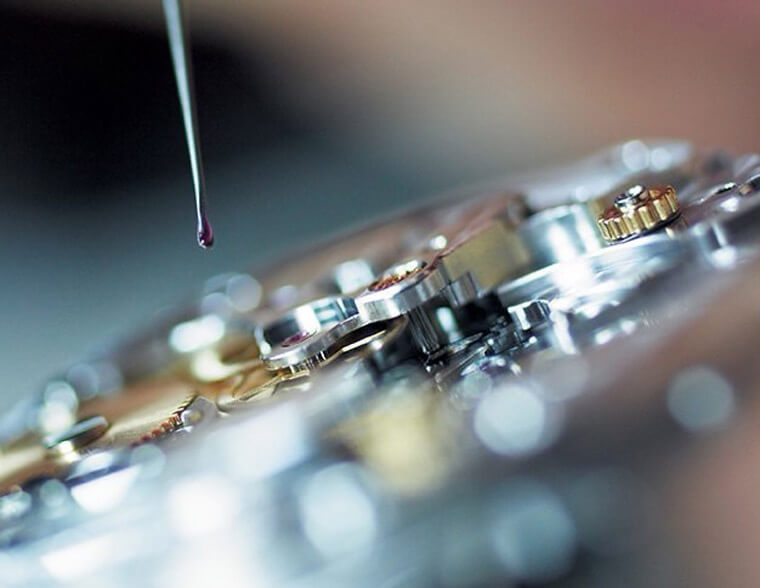 手表該多久洗油保養一次?