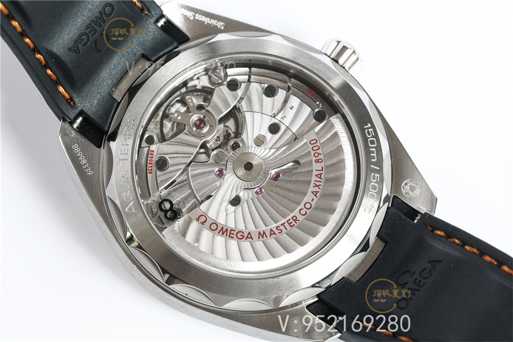 VS廠天花板歐米茄海馬150m柚木白盤(pán)腕表做工評(píng)測(cè),8900一體機(jī)功能對(duì)版嗎