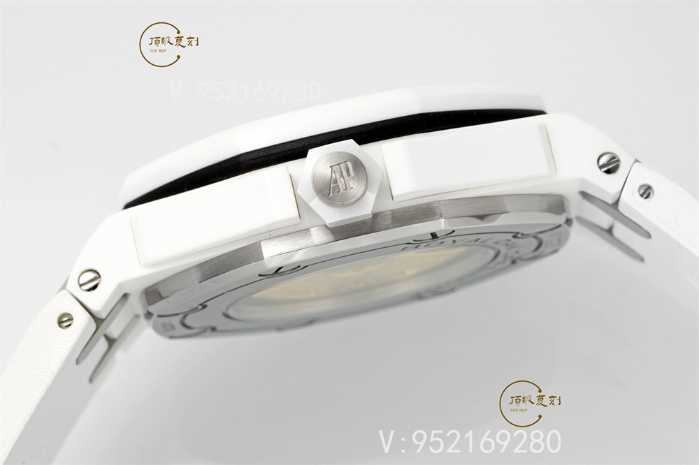 ZF廠與APS廠愛彼15707CB腕表對比：誰是最高版本？