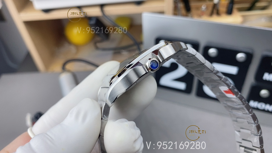 BV廠V2升級(jí)版卡地亞大號(hào)山度士WSSA0013孔雀藍(lán)腕表做工怎么樣